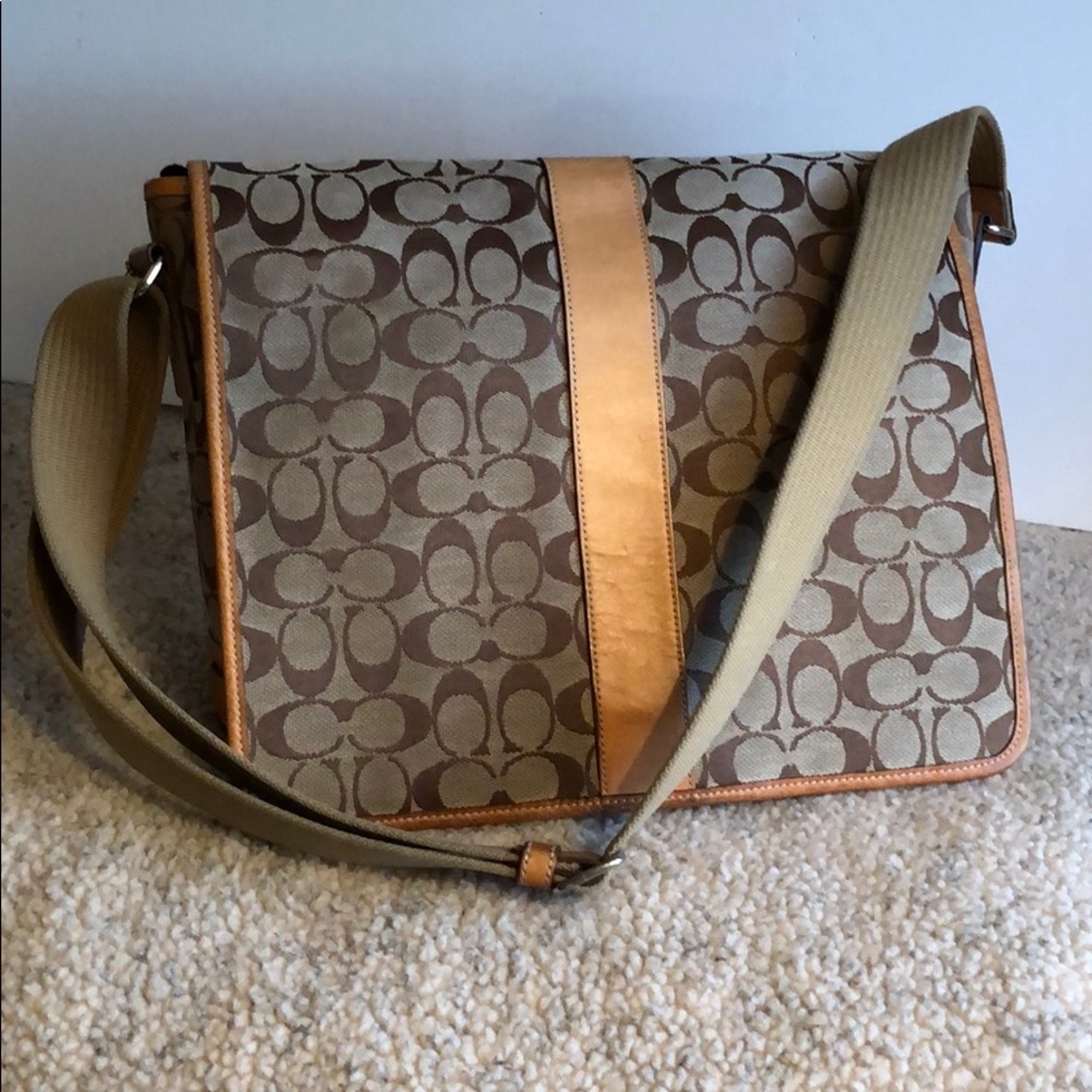 Coach signature messenger bag